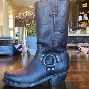 Frye Motorcycle Boots Size 7.